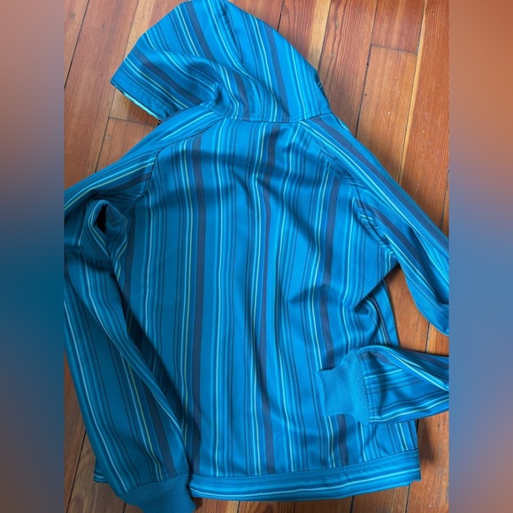 Patagonia full zip Jacket - Picture 4 of 5